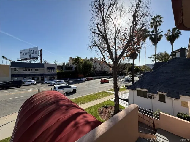 4343 Laurel Canyon Boulevard, Studio City, California 91604