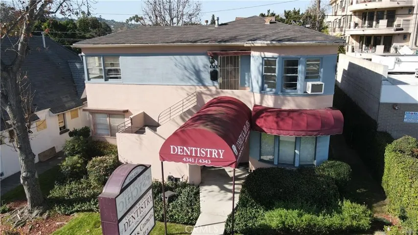 4343 Laurel Canyon Boulevard, Studio City, California 91604