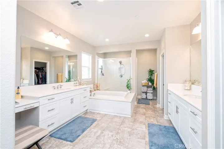 Primary Suite Bathroom