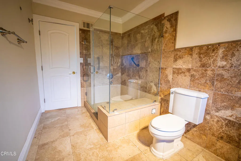 2460 Las Positas Road, Glendale, California 91208 home-pic-27