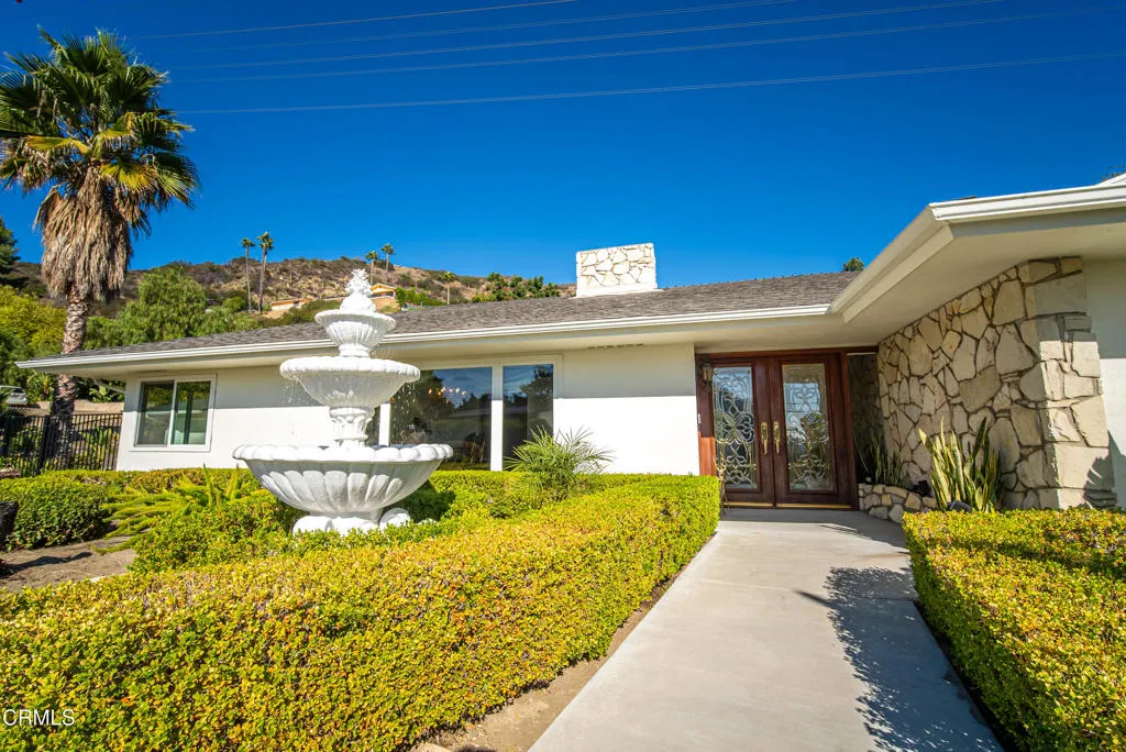 2460 Las Positas Road, Glendale, California 91208 home-pic-2