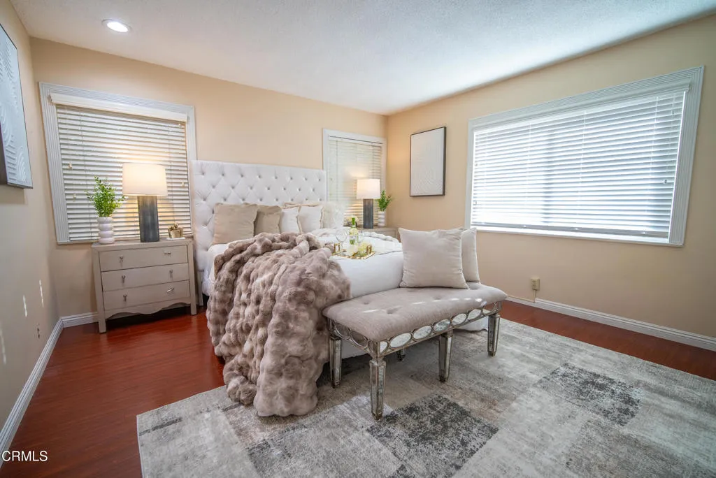 2460 Las Positas Road, Glendale, California 91208 home-pic-18