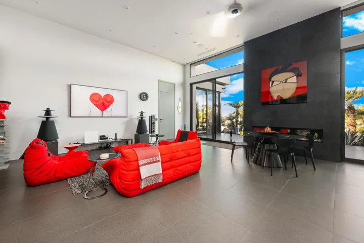 10-web-or-mls-SH_Goodwood_0226_010