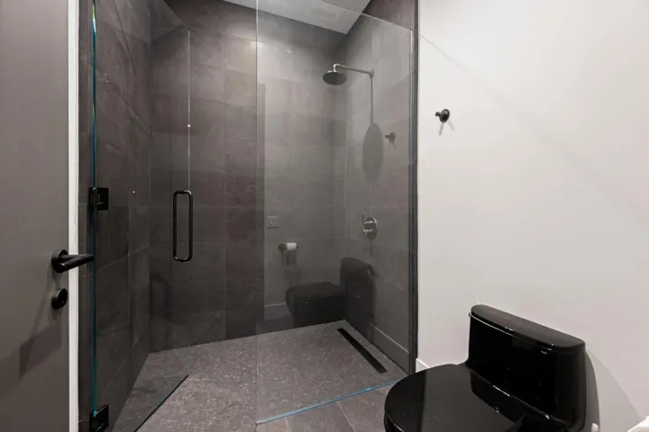 36-web-or-mls-SH_Goodwood_0226_036