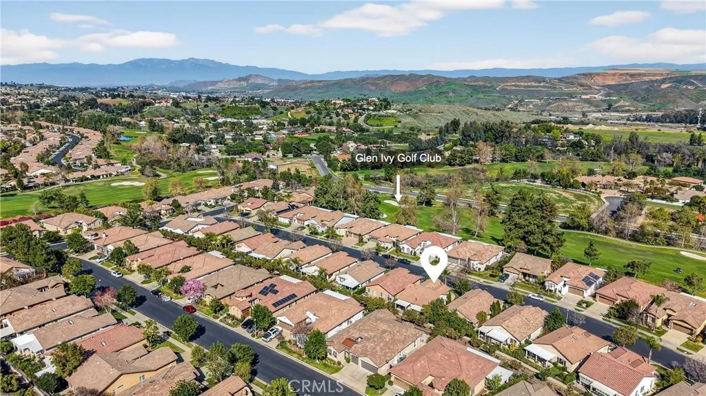 24247 Songsparrow Lane, Corona, California 92883 home-pic-33