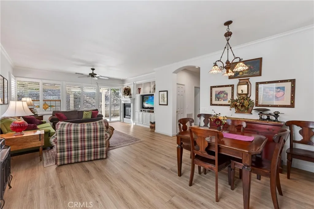 24247 Songsparrow Lane, Corona, California 92883 home-pic-12