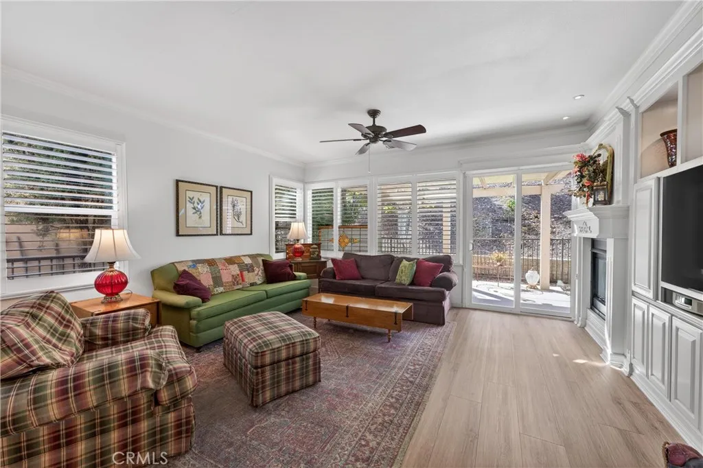 24247 Songsparrow Lane, Corona, California 92883 home-pic-7