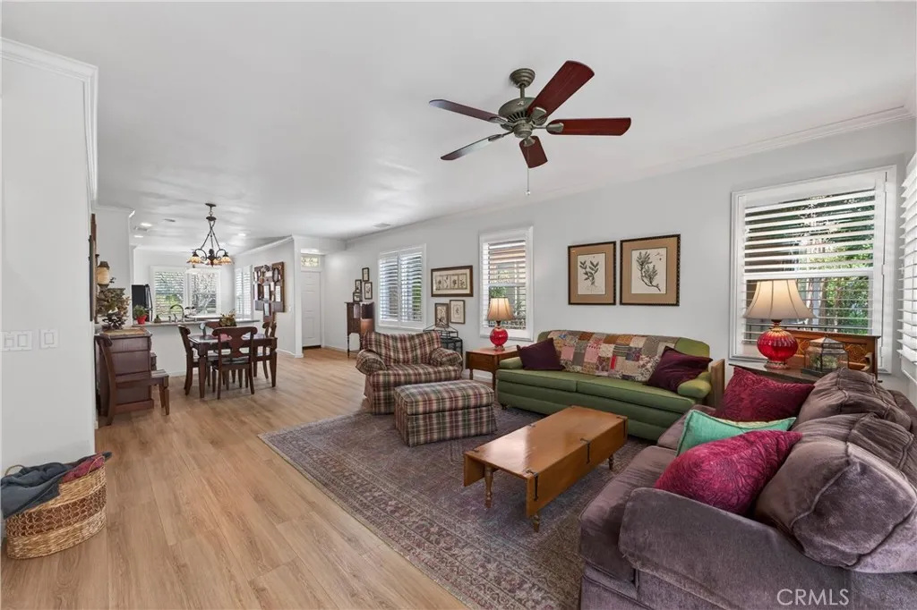 24247 Songsparrow Lane, Corona, California 92883 home-pic-9