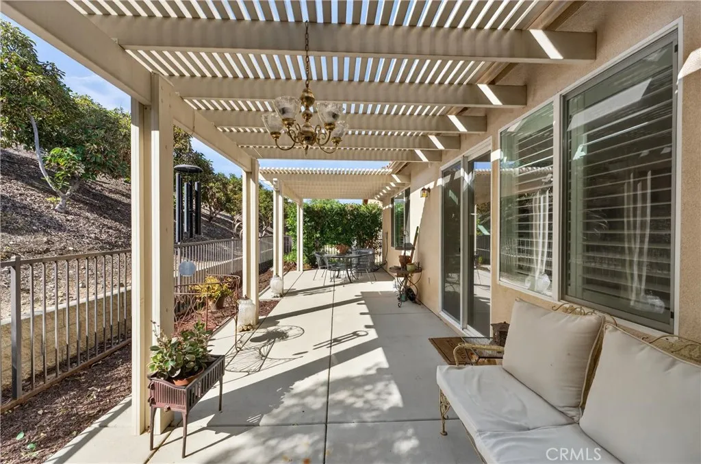 24247 Songsparrow Lane, Corona, California 92883 home-pic-29