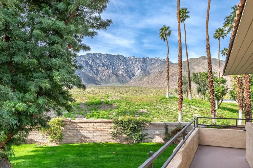 2821 W Los Felices Circle W K215, Palm Springs, California 92262 home-pic-16