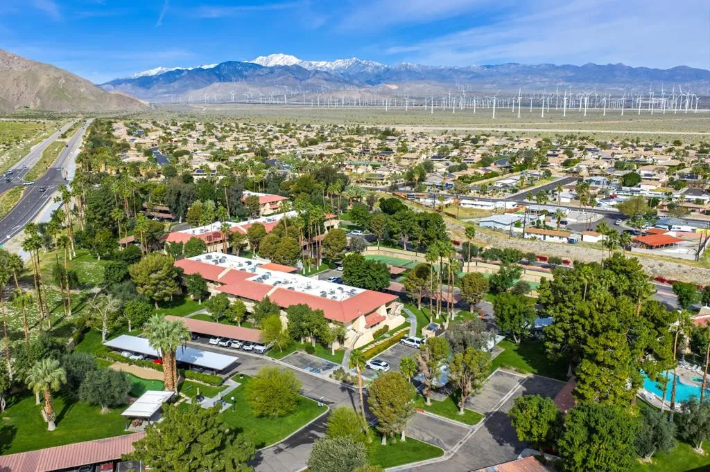 2821 W Los Felices Circle W K215, Palm Springs, California 92262 home-pic-25