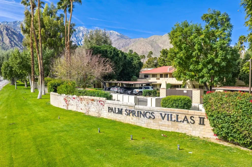 2821 W Los Felices Circle W K215, Palm Springs, California 92262 home-pic-1