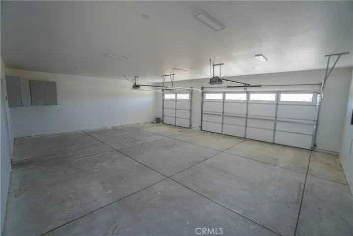 14416 Ricaree Road, Apple Valley, California 92307
