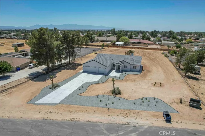 14416 Ricaree Road, Apple Valley, California 92307