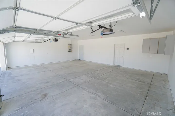 14416 Ricaree Road, Apple Valley, California 92307