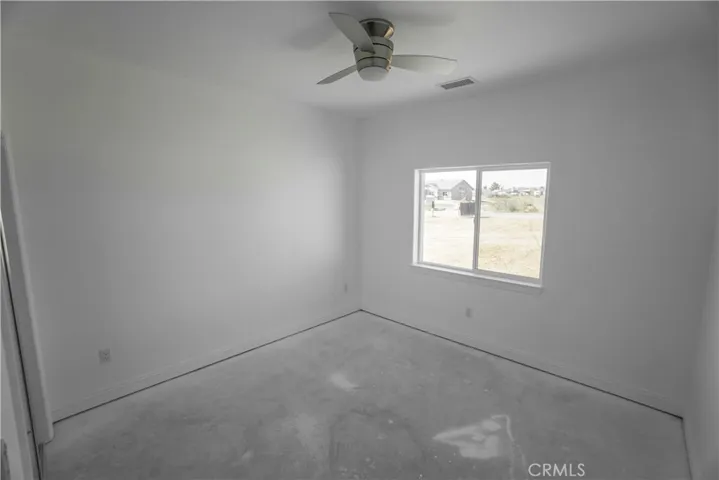14416 Ricaree Road, Apple Valley, California 92307