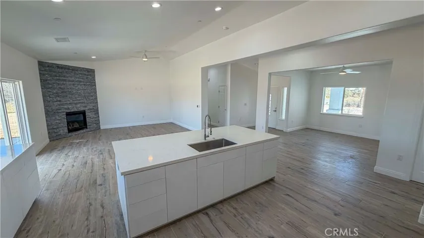 14416 Ricaree Road, Apple Valley, California 92307