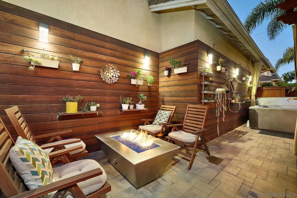 , Carlsbad, California 92011 home-pic-22