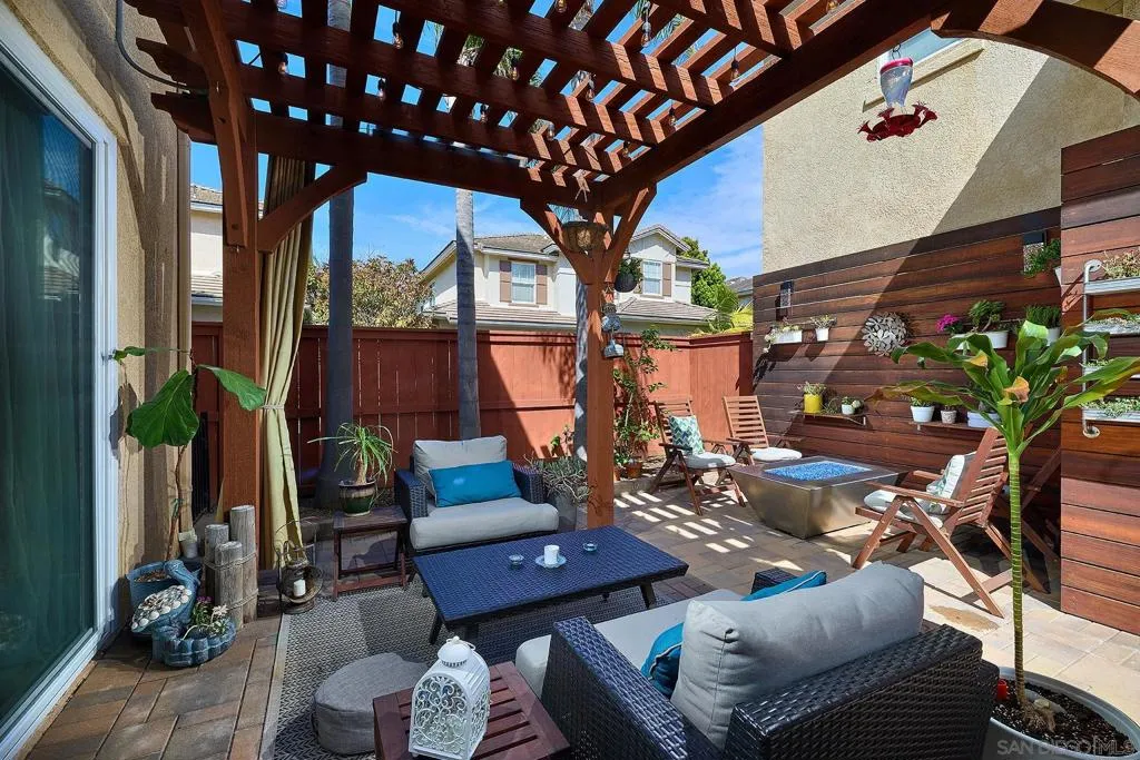 , Carlsbad, California 92011 home-pic-25