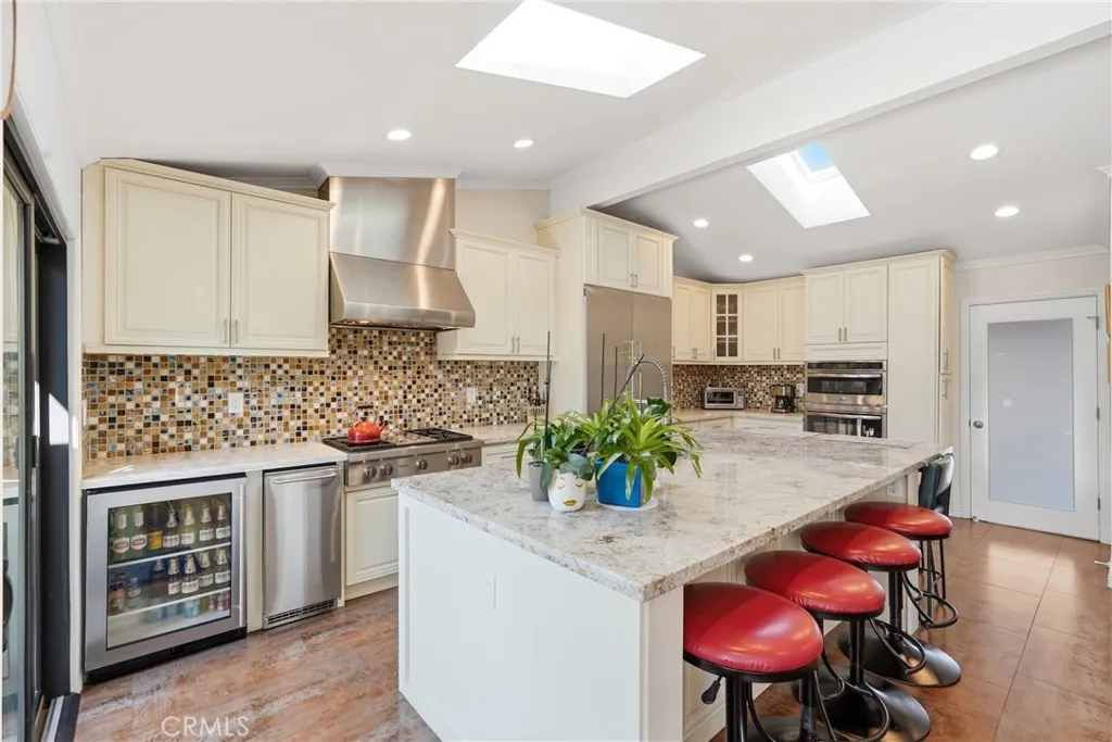 23313 Almarosa, Torrance, California 90505 home-pic-14