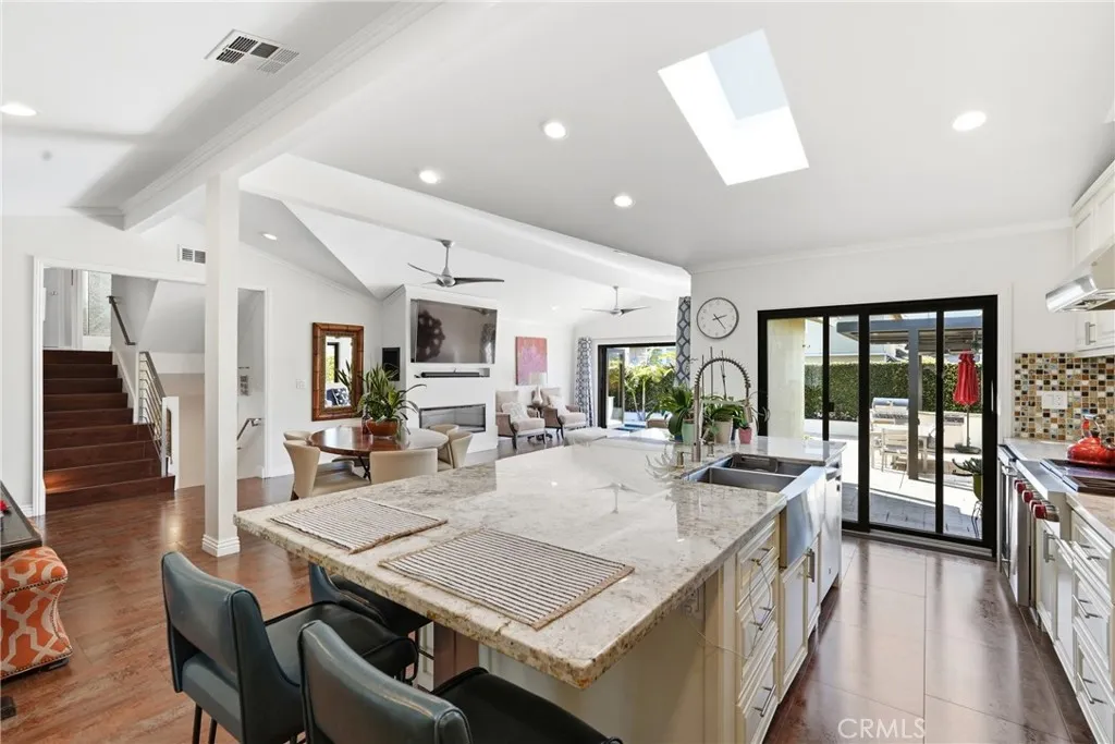 23313 Almarosa, Torrance, California 90505 home-pic-17