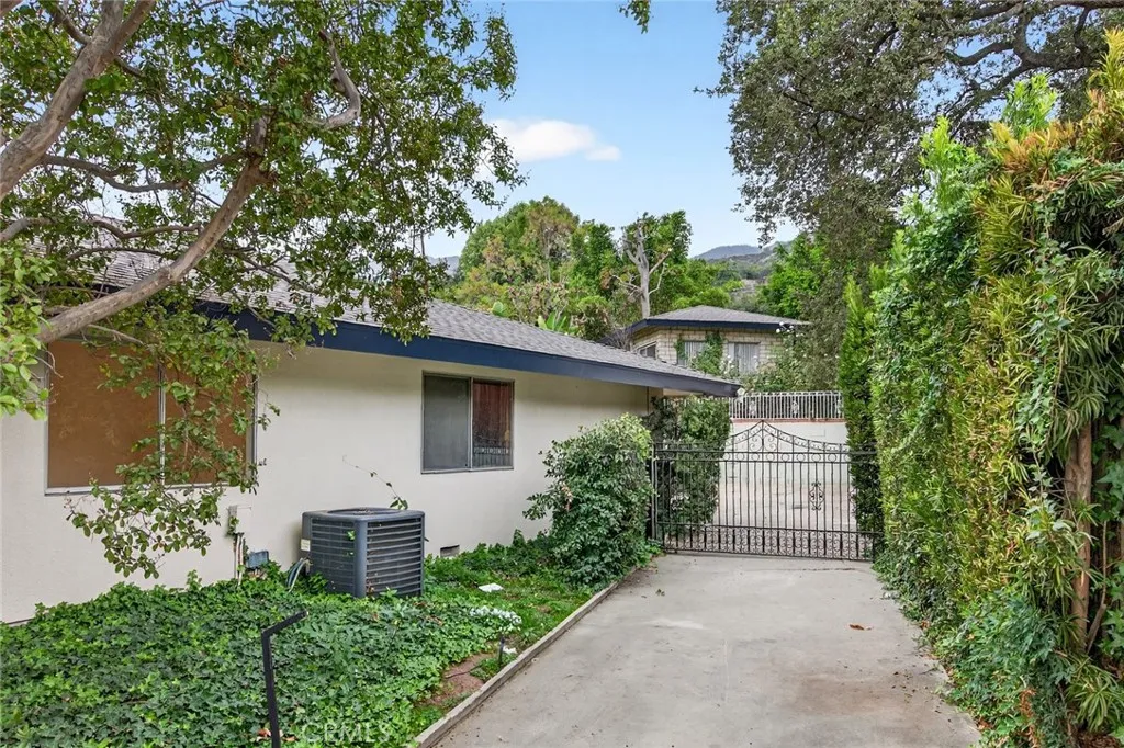 408 Meadow Lane, Monrovia, California 91016 home-pic-5