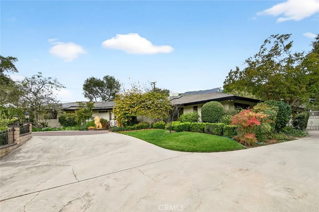408 Meadow Lane, Monrovia, California 91016 home-pic-2