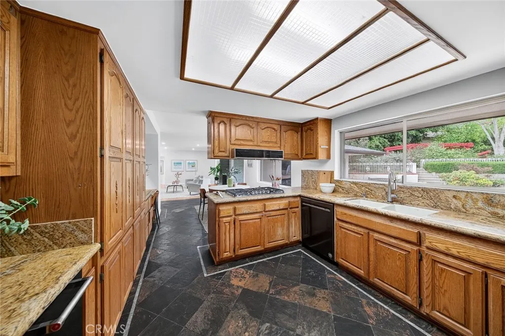 408 Meadow Lane, Monrovia, California 91016 home-pic-18