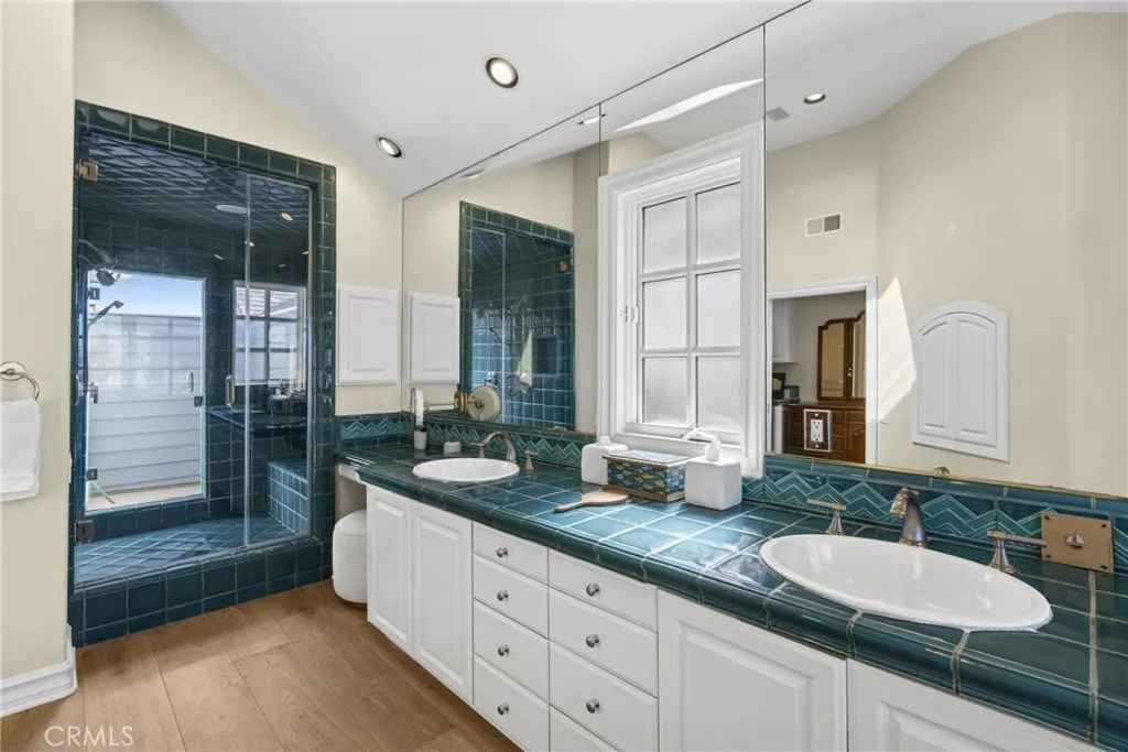 304 Marigold, Corona Del Mar, California 92625 home-pic-23