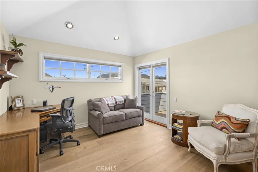 304 Marigold, Corona Del Mar, California 92625 home-pic-26