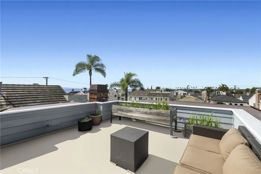 304 Marigold, Corona Del Mar, California 92625 home-pic-29