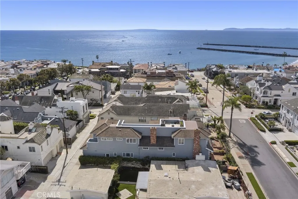 304 Marigold, Corona Del Mar, California 92625 home-pic-36