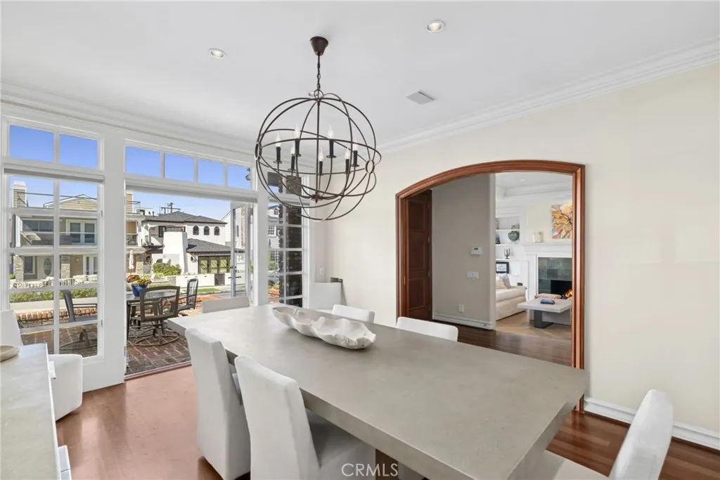 304 Marigold, Corona Del Mar, California 92625 home-pic-5