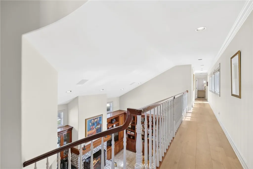 304 Marigold, Corona Del Mar, California 92625 home-pic-16