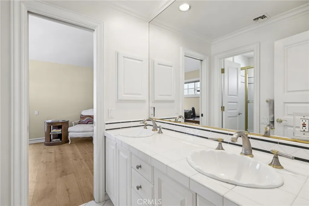 304 Marigold, Corona Del Mar, California 92625 home-pic-25
