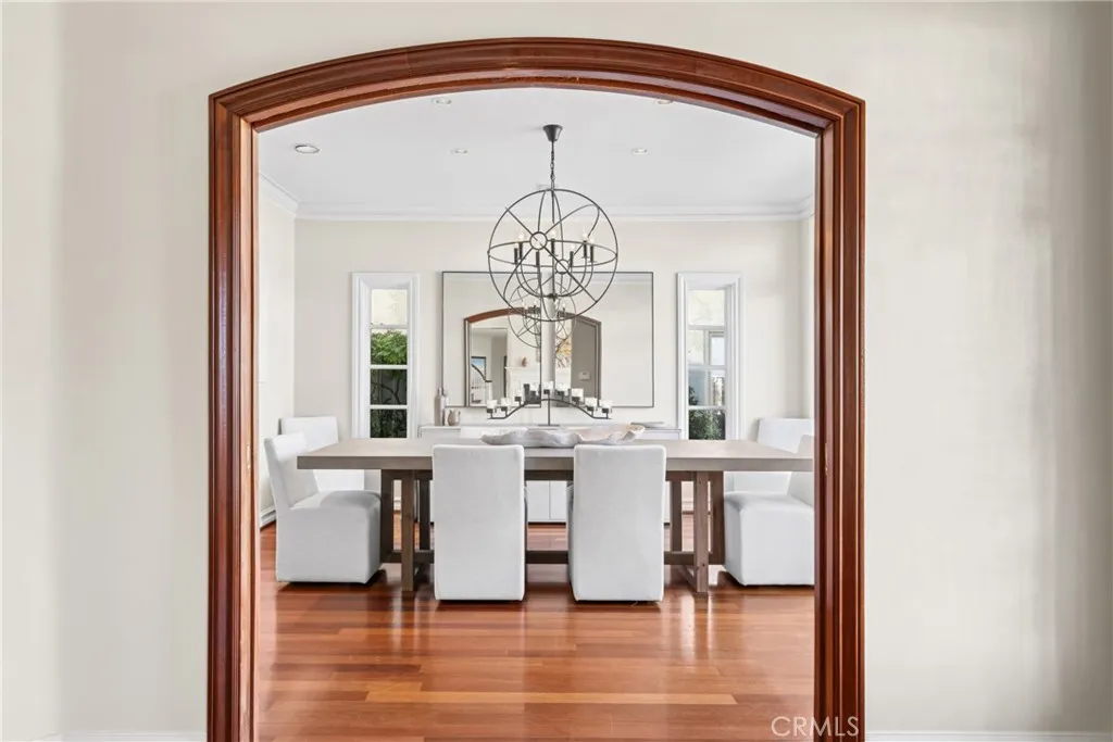 304 Marigold, Corona Del Mar, California 92625 home-pic-4