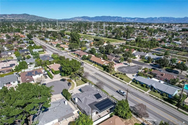 18900 Knapp, Northridge, California 91324
