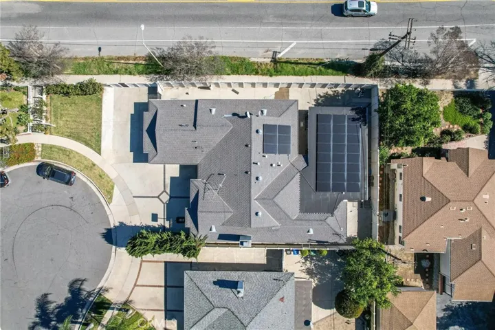 18900 Knapp, Northridge, California 91324