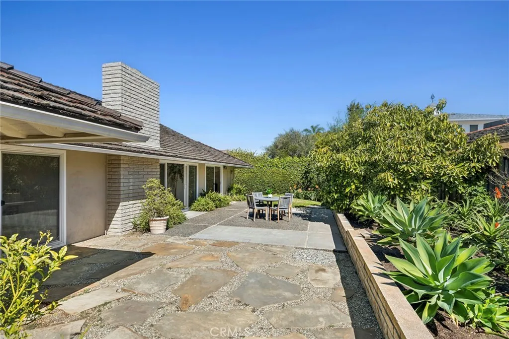 1800 Tradewinds Lane, Newport Beach, California 92660 home-pic-27