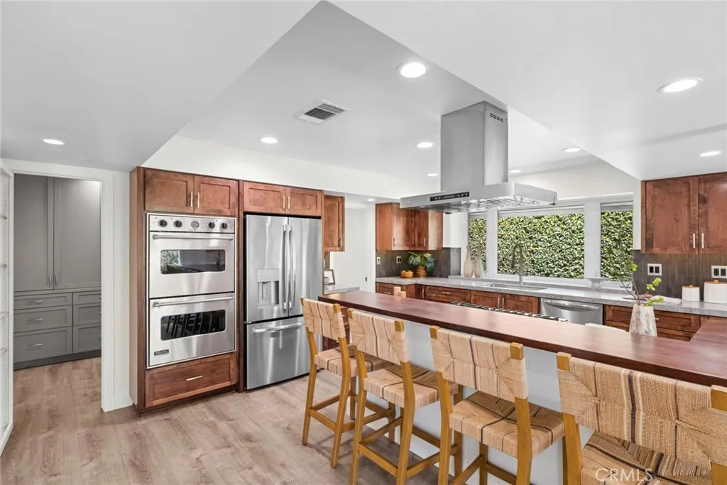 1800 Tradewinds Lane, Newport Beach, California 92660 home-pic-10