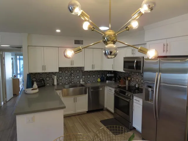 20-KITCHEN