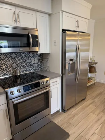 23-KITCHEN 3