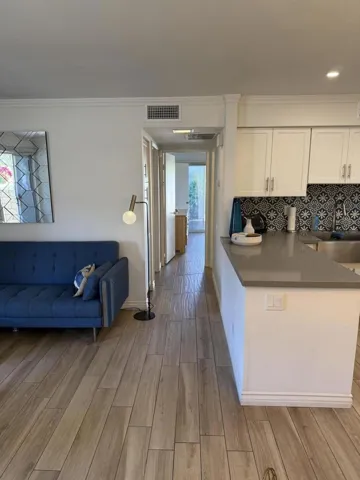 30-HALLWAY