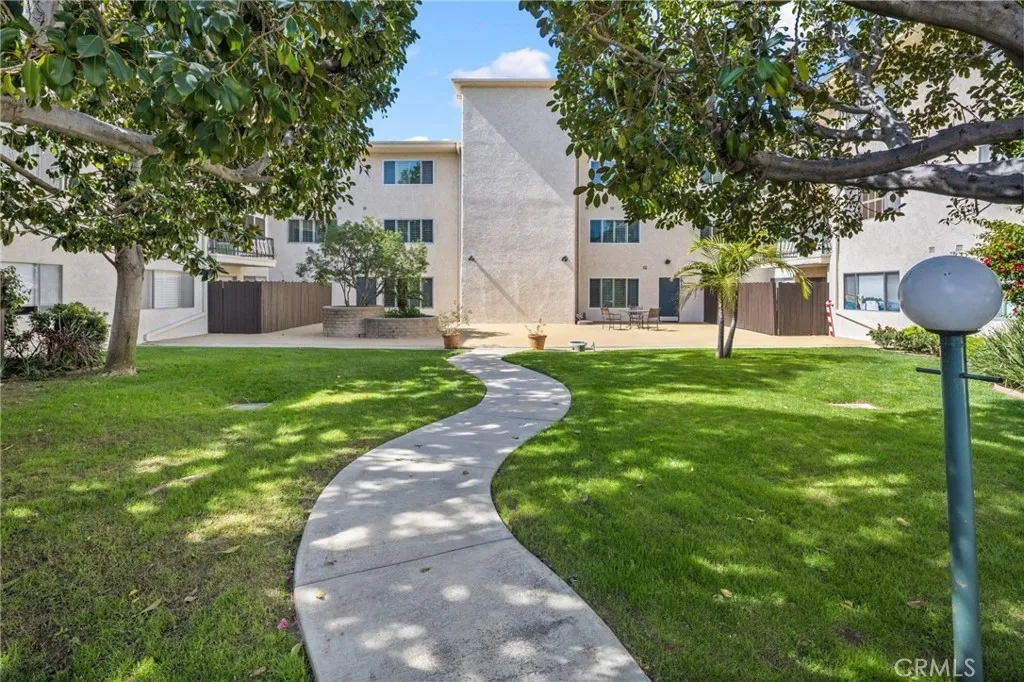 420 S Madison 304, Pasadena, California 91101 home-pic-32