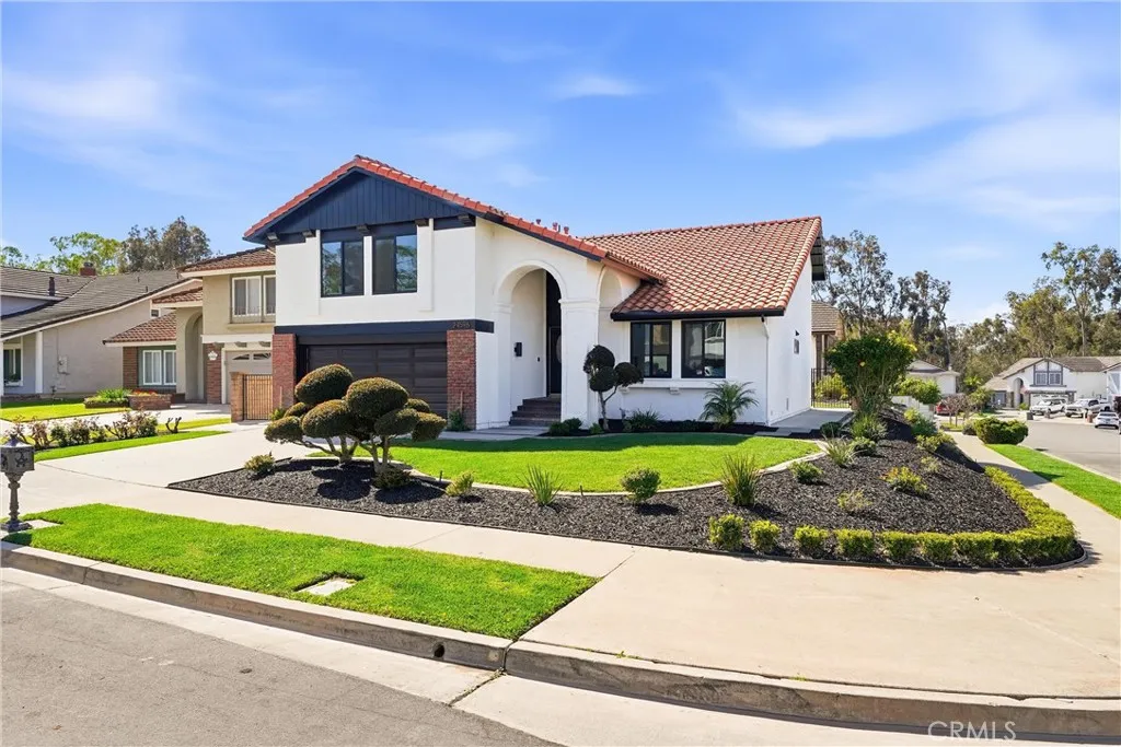 24596 Donna Lane, Lake Forest, California 92630 home-pic-2