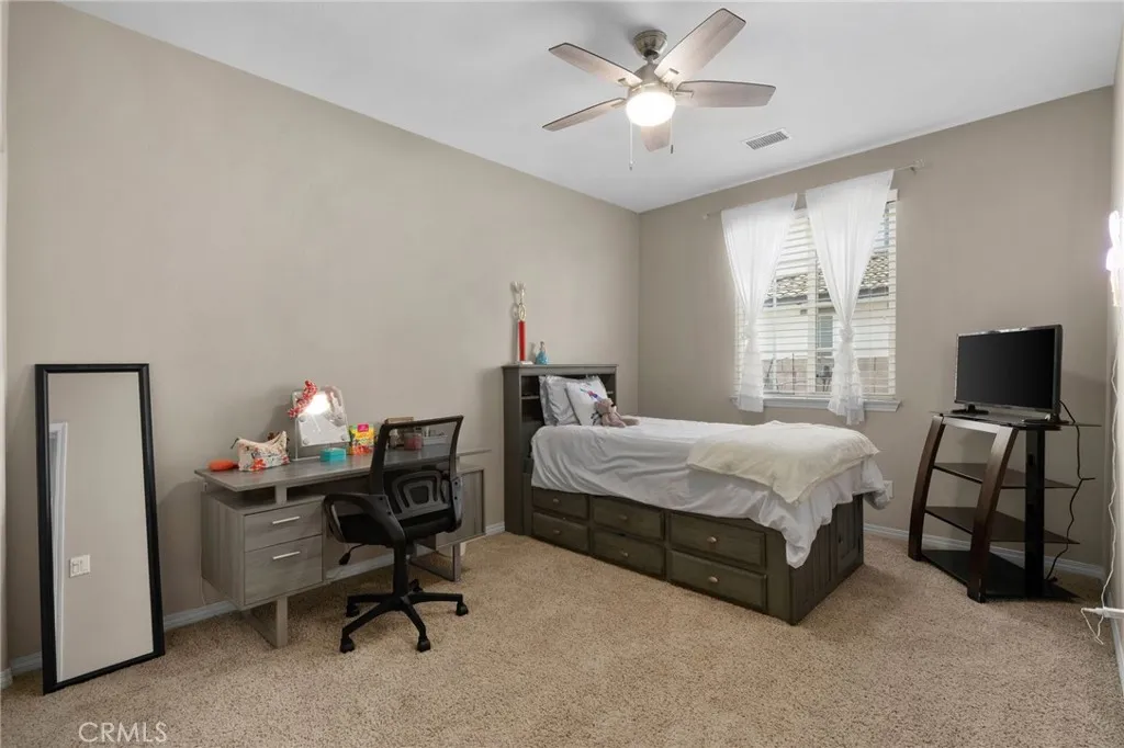 14215 Rolling Stream Place, Eastvale, California 92880 home-pic-34