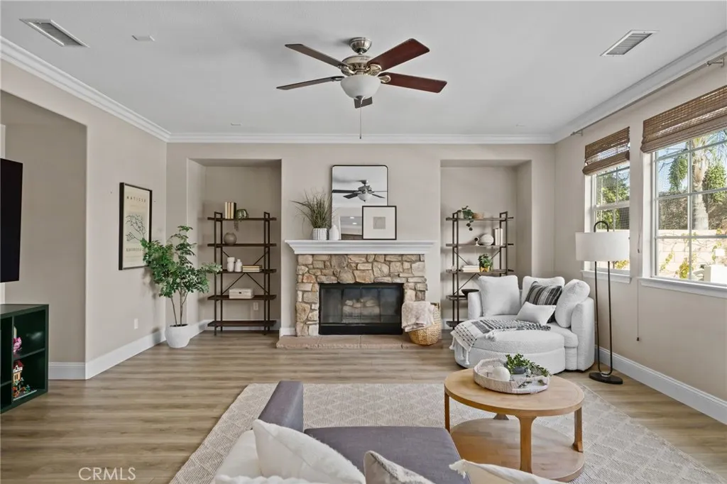 14215 Rolling Stream Place, Eastvale, California 92880 home-pic-9
