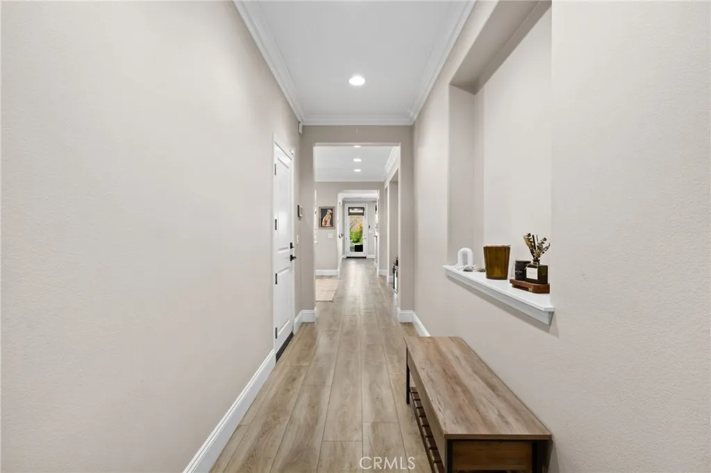 14215 Rolling Stream Place, Eastvale, California 92880 home-pic-4