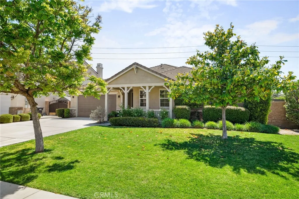 14215 Rolling Stream Place, Eastvale, California 92880 home-pic-2