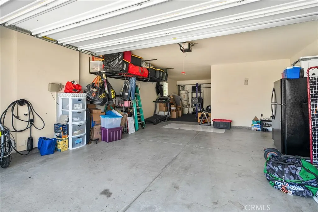 14215 Rolling Stream Place, Eastvale, California 92880 home-pic-45